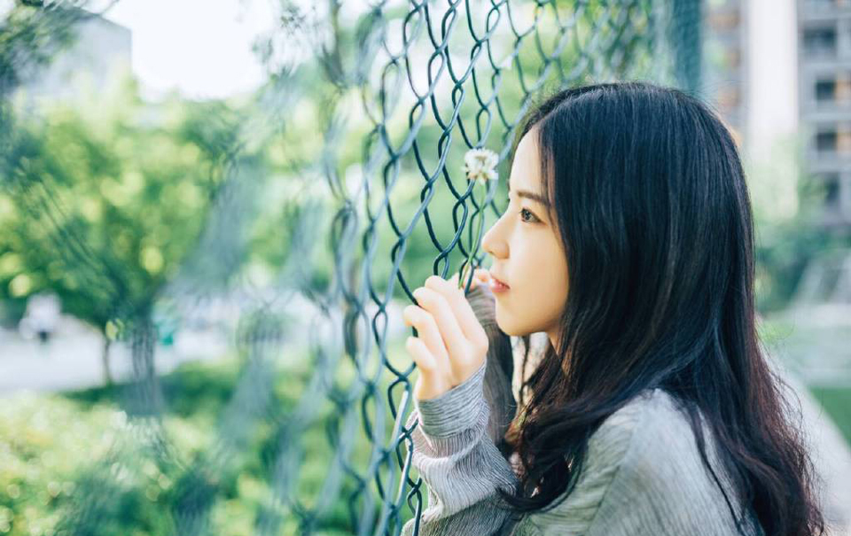 “听过，吕布麾下，前任律政司总督法衍之子，听闻也是法家传人。”马谡点点头，法正在吕布麾下名声并不如庞统、徐庶以及老一辈的贾诩、陈宫还有沮授这些人响亮，马谡知道的也不多。